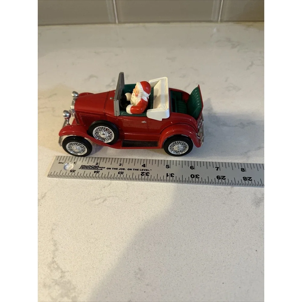 THE EASTWOOD COMPANY 1928 FORD MODEL A SANTA'S ROADSTER 1/25 SCALE FOR CHRISTMAS